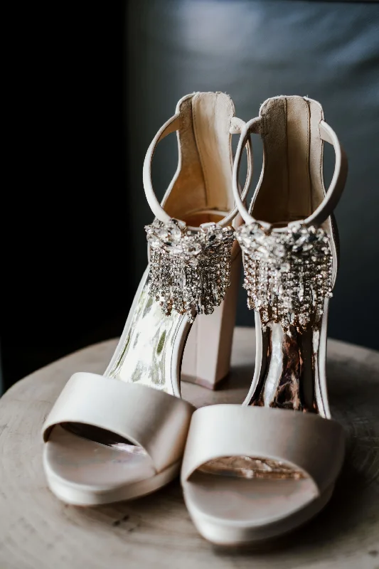 Clearance Event Badgley Mischka