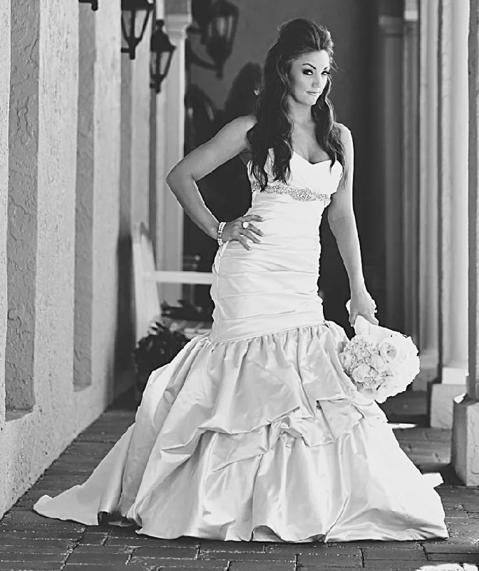 Closeout Sale Kenneth Pool Romantic
