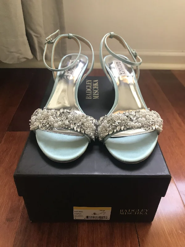 Today’s Special Badgley Mischka