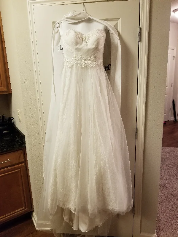 Amazing Deals David's Bridal Strapless Tulle