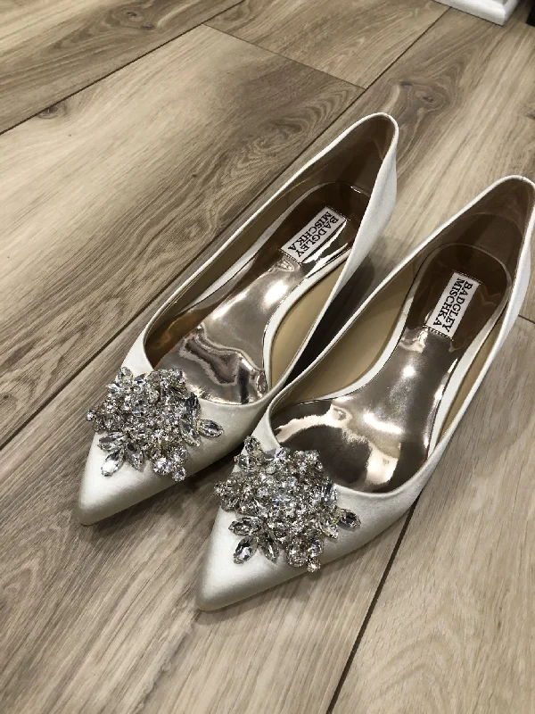 Weekend Special Badgley Mischka