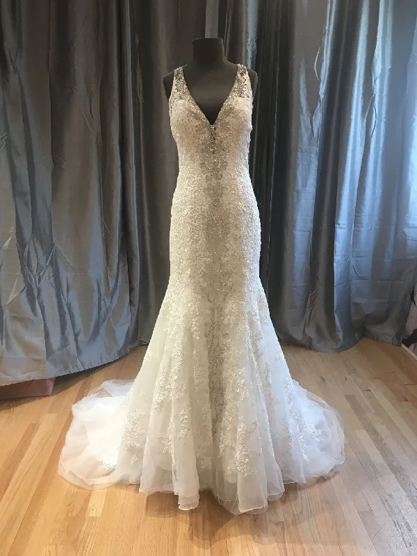 Blowout Deals Allure Bridals