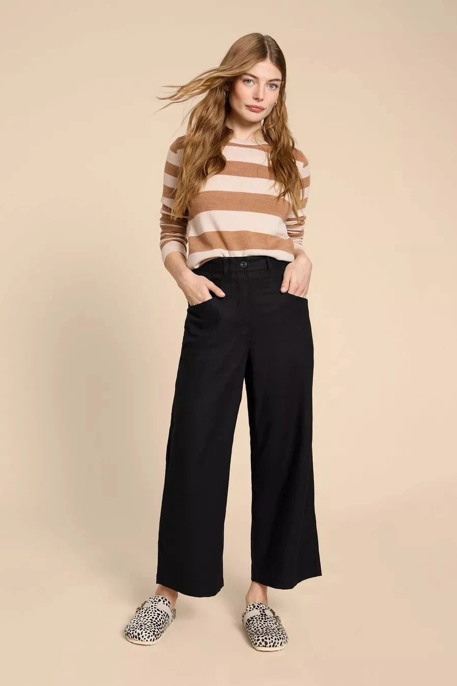 Bonus Savings White Stuff Harper Linen Blend Trouser in Pure Black